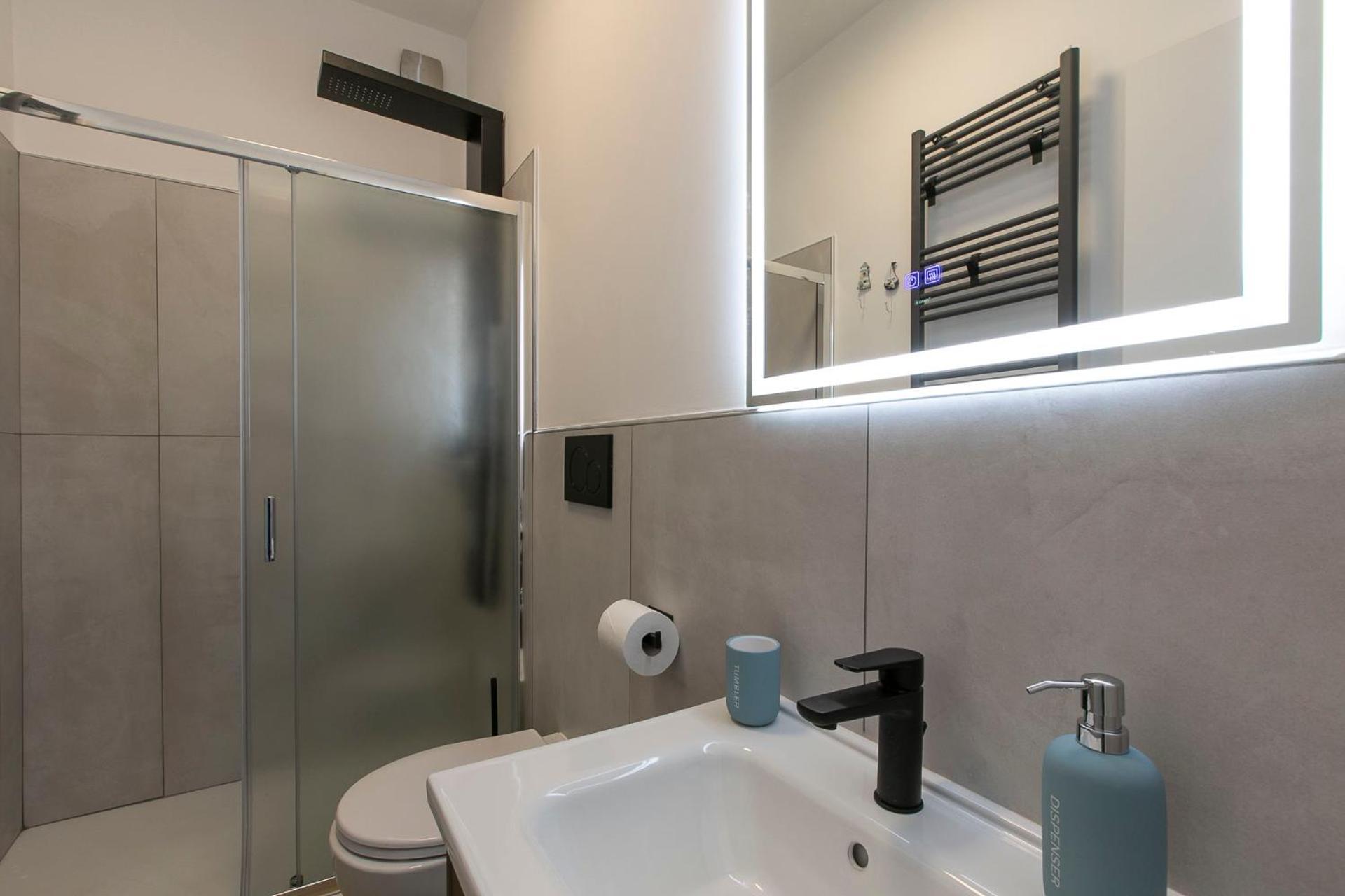 Domina Guest House Fiumicino Extérieur photo