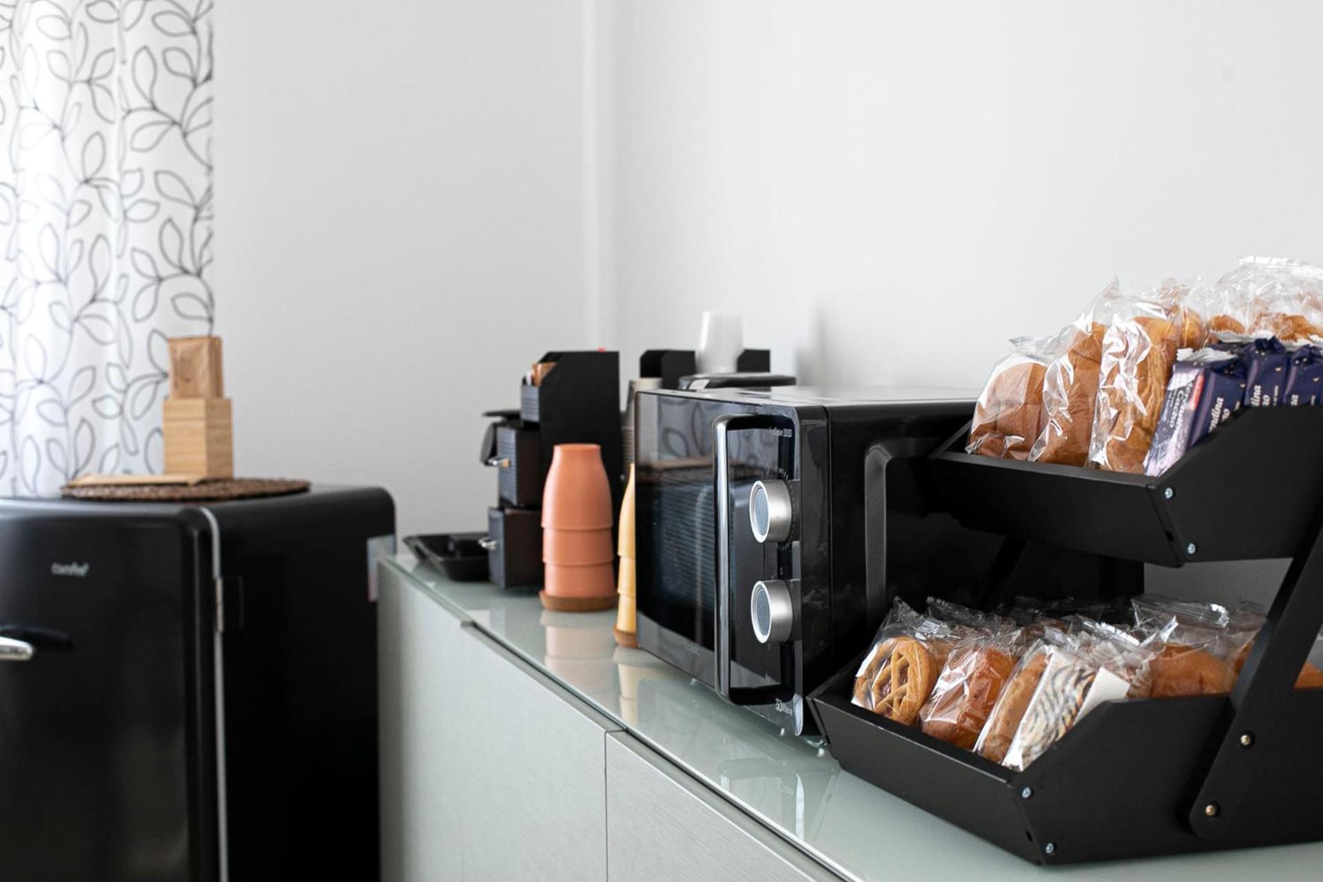 Domina Guest House Fiumicino Extérieur photo